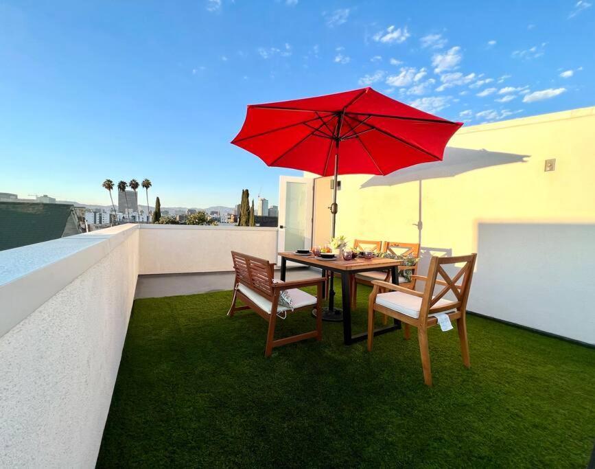 Apartamento Luxury K-town Dwelling With Private Rooftop Deck. *